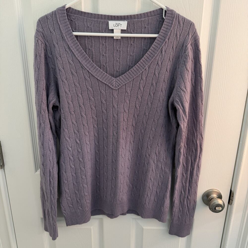 ANN TAYLOR LOFT Sweater Cable Knit Rabbit Hair Womens Large Purple V Neck Preppy